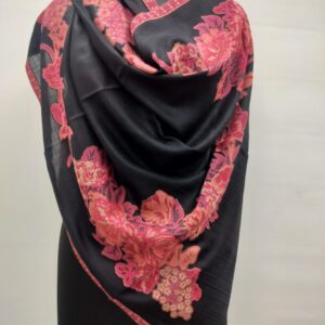 KASHMIRI SHAWLS MANUFACTURER