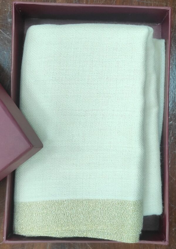 CORPORATE GIFTS SHAWLS MANUFACTURER