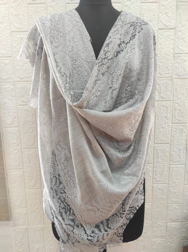 LACE SHAWLS MANUFACTURER