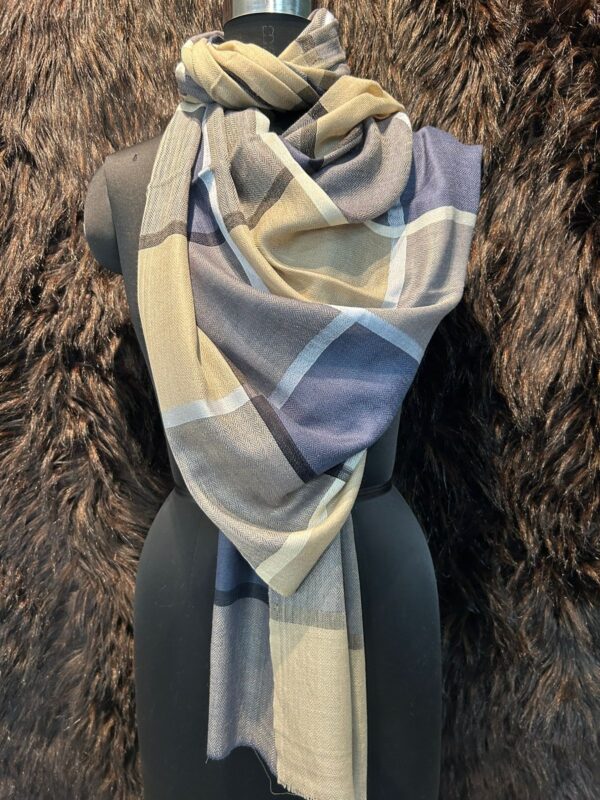 SILK SCARVES MANUFACTURER