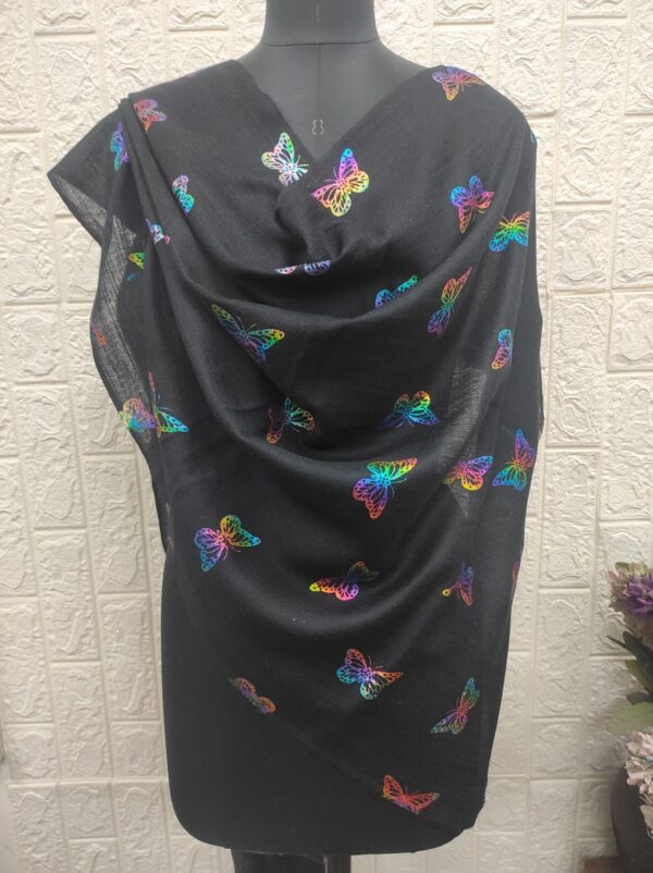 FASHION SCARVES MANUFACTURER