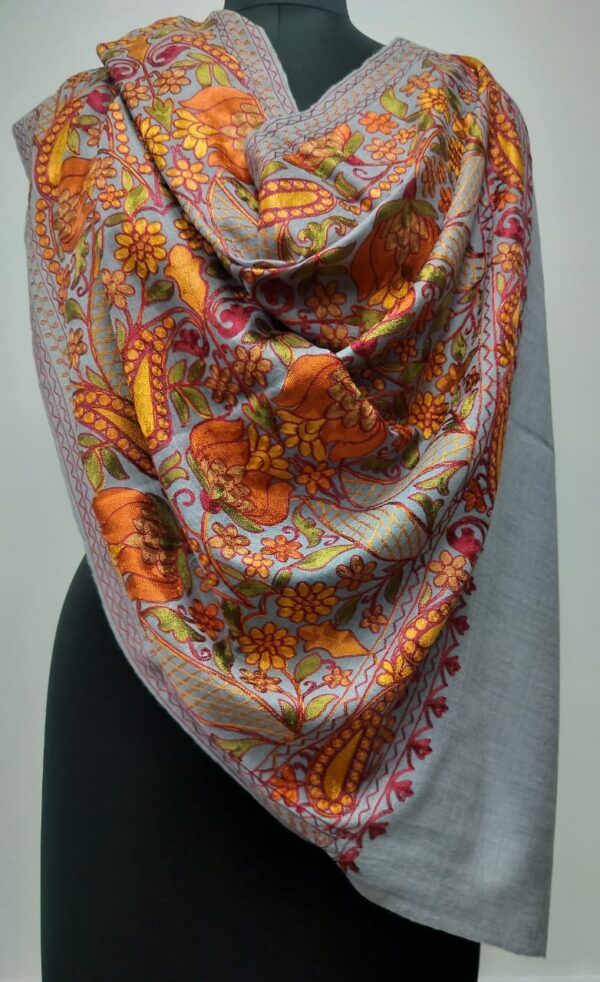 EMBROIDERED SHAWLS MANUFACTURER