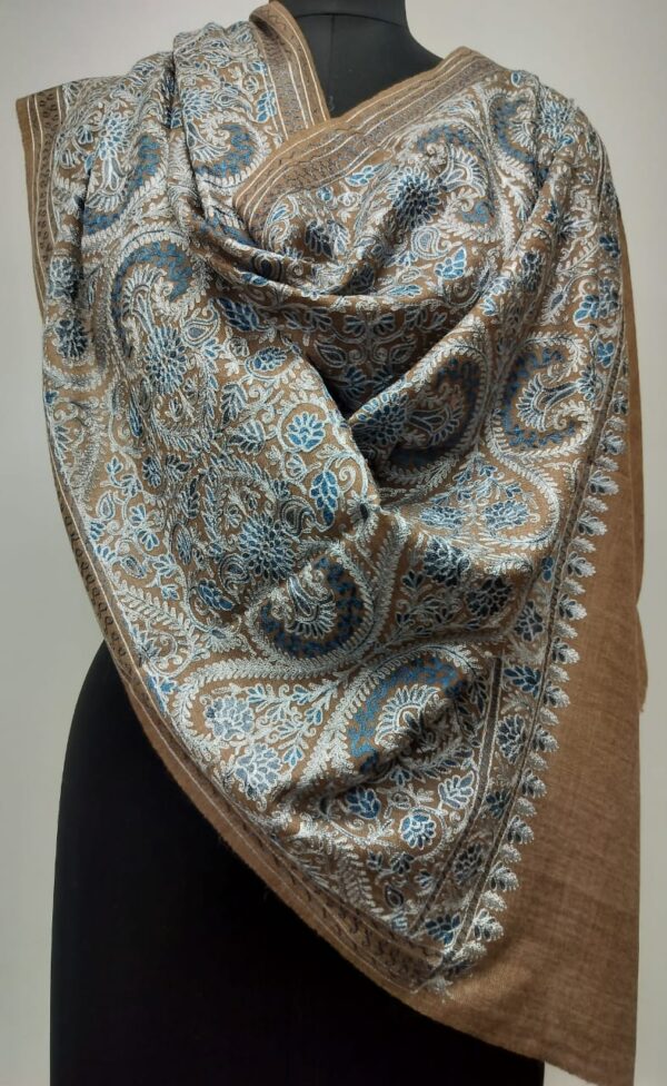 EMBROIDERED SHAWLS MANUFACTURER