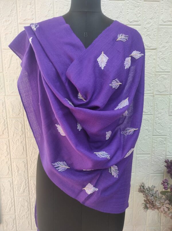 EMBROIDERED SCARVES MANUFACTURER