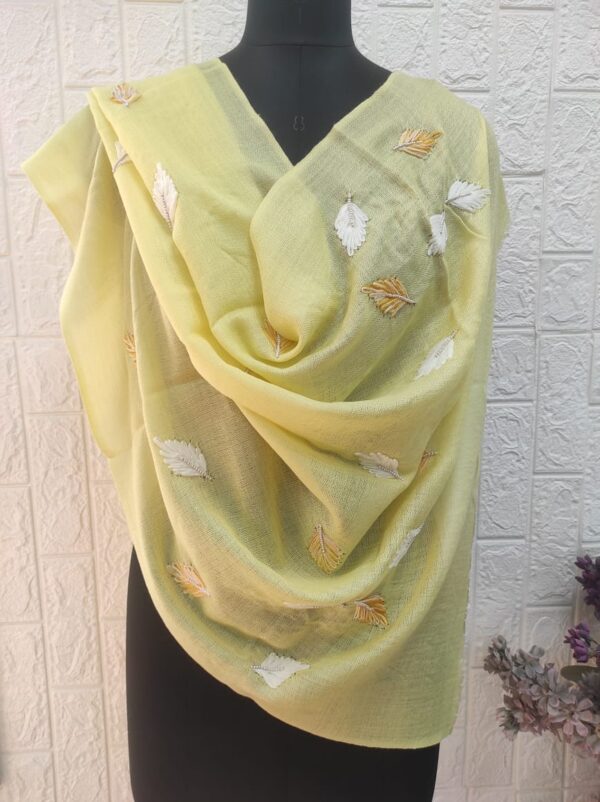 EMBROIDERED SCARVES MANUFACTURER