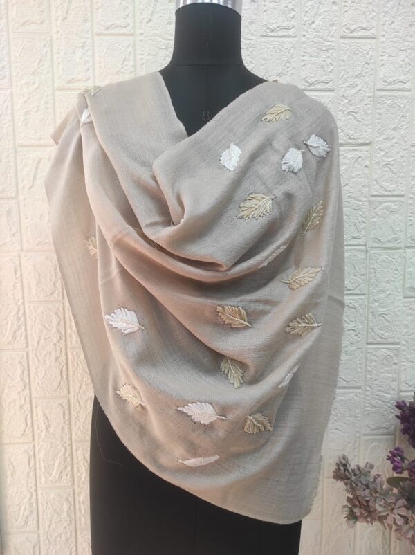 EMBROIDERED SCARVES MANUFACTURER