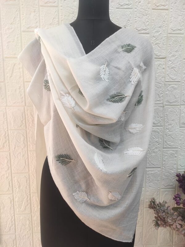 EMBROIDERED SCARVES MANUFACTURER