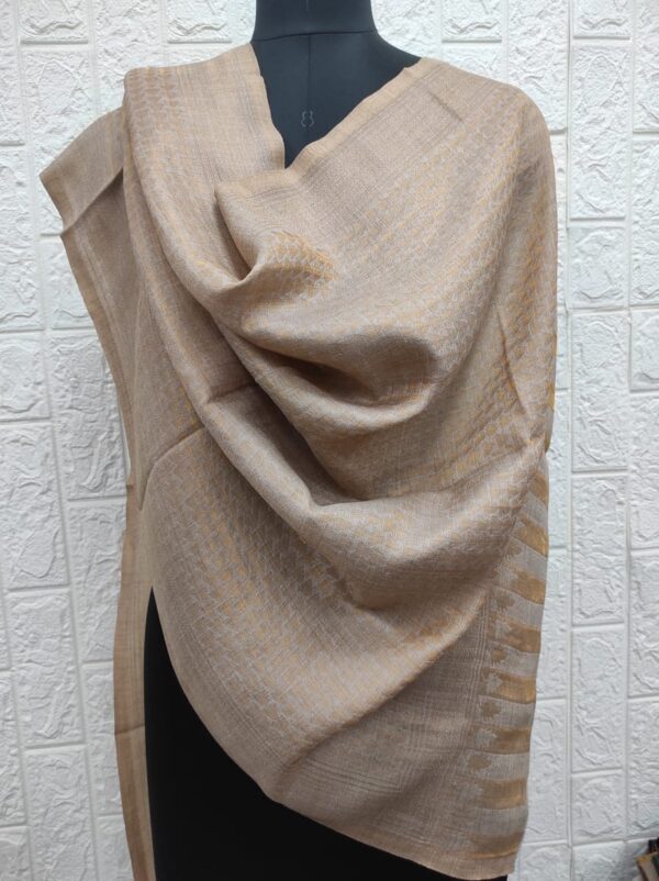 LADIES DESIGNER SHAWLS MANUFACTURER