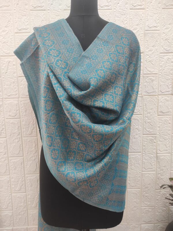 LADIES DESIGNER SHAWLS MANUFACTURER