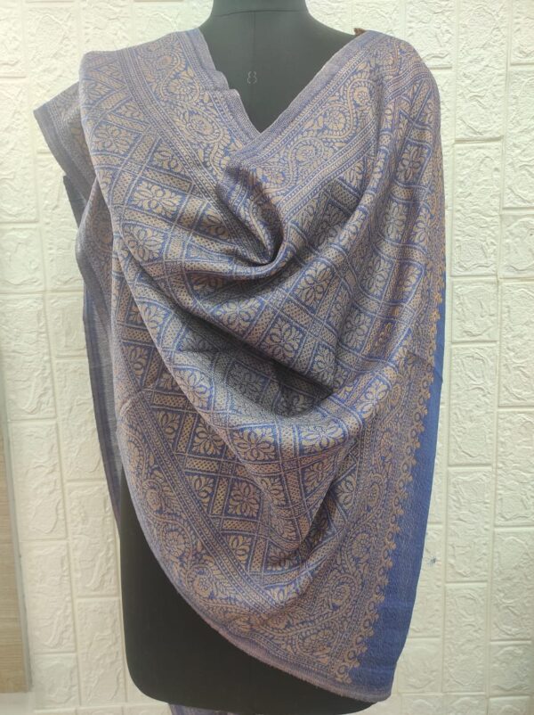 LADIES DESIGNER SHAWLS MANUFACTURER