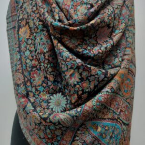 WINTER SHAWLS & SCARVES MANUFACTURER