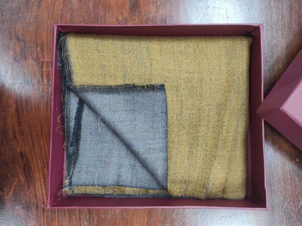 PRIVATE LABEL SHAWLS & SCARVES MANUFACTURER