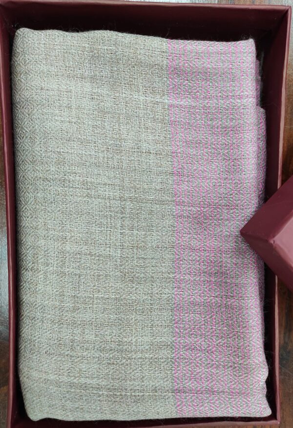 PASHMINA SHAWLS & SCARVES MANUFACTURER