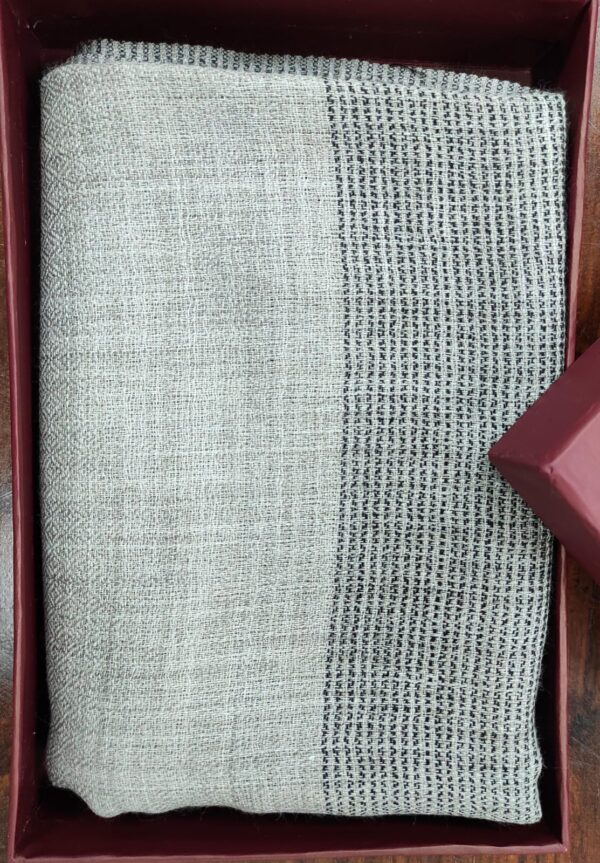 PASHMINA SHAWLS & SCARVES MANUFACTURER