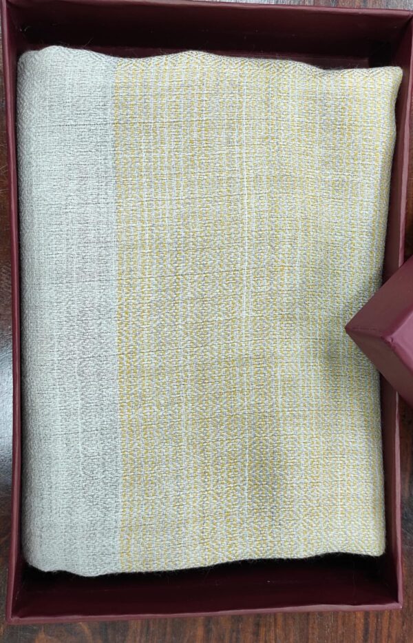 PASHMINA SHAWLS & SCARVES MANUFACTURER