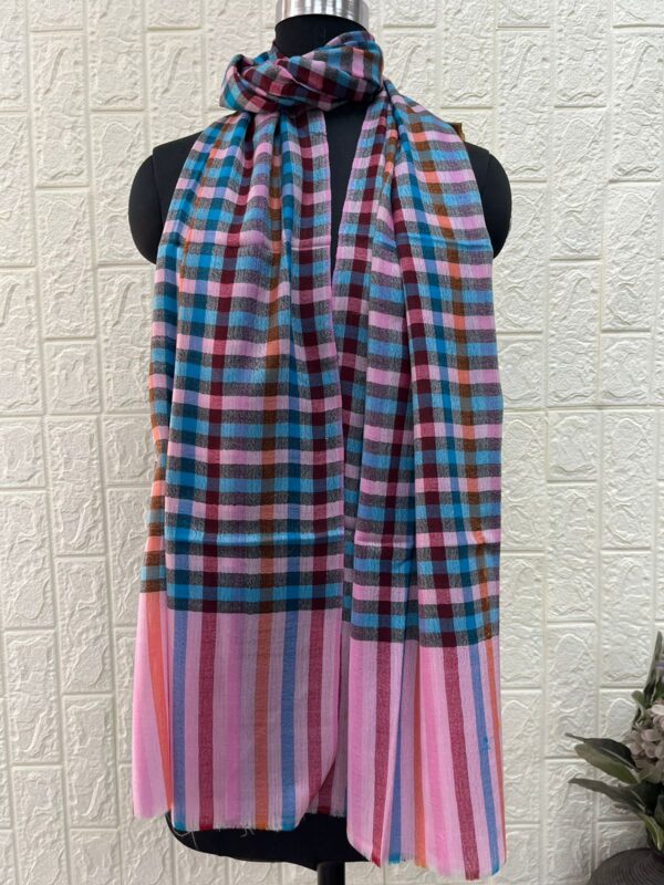 PASHMINA SHAWLS & SCARVES MANUFACTURER