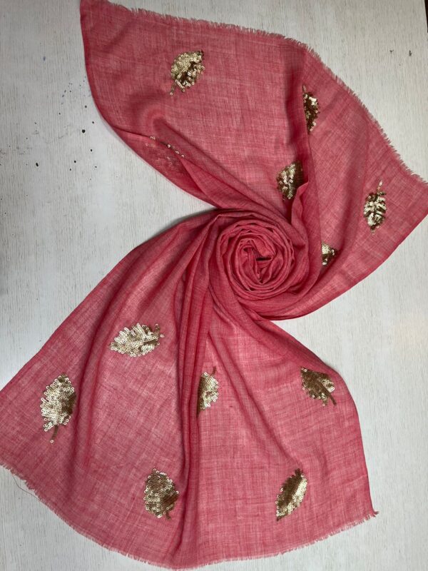 FASHION SCARVES MANUFACTURER