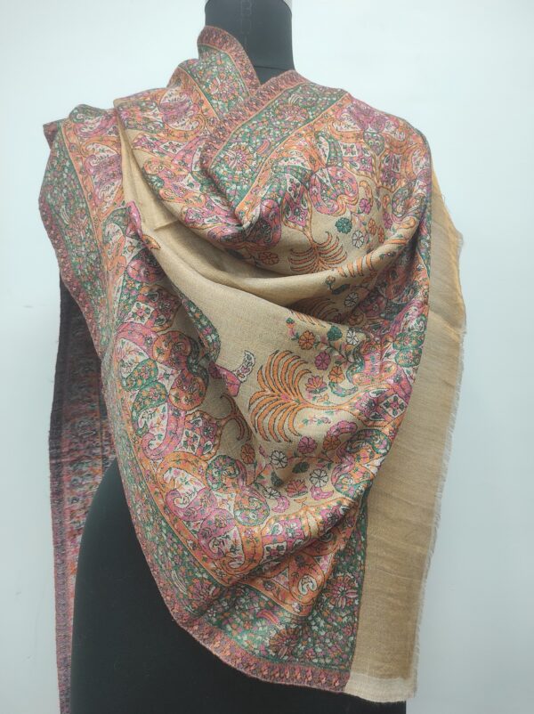 KANI SHAWLS MANUFACTURER