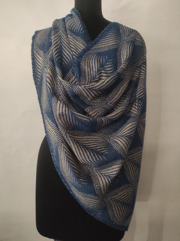 SUSTAINABLE SCARVES MANUFACTURER