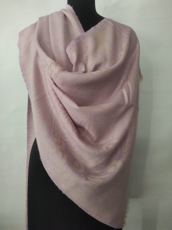 SUSTAINABLE SCARVES MANUFACTURER
