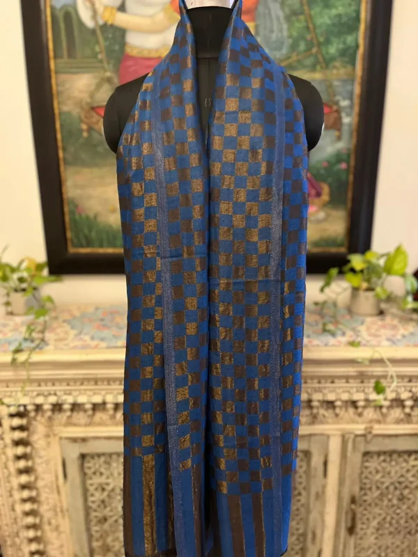 Royal Blue New Chess Check Zari Stripe Ladies Designer Shawls Manufacturer | Wholesale & Export