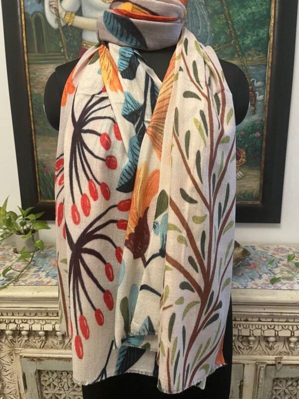 Beige Fine Wool Digital Print Stole, Multicolor Pattern, Wholesale Manufacturer & Private Label Supplier