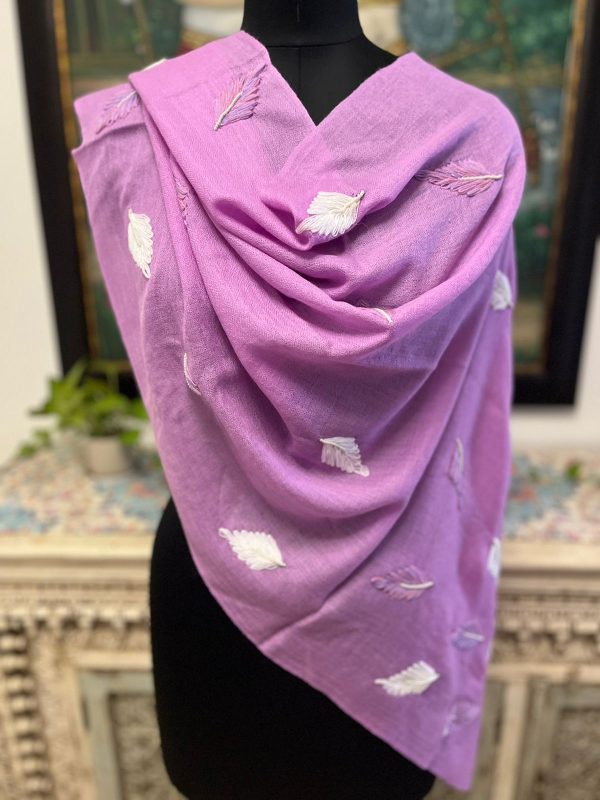 Graceful Lavender Wool Silk Kani Embroidered Stole, Leaf Design, Wholesale Manufacturer
