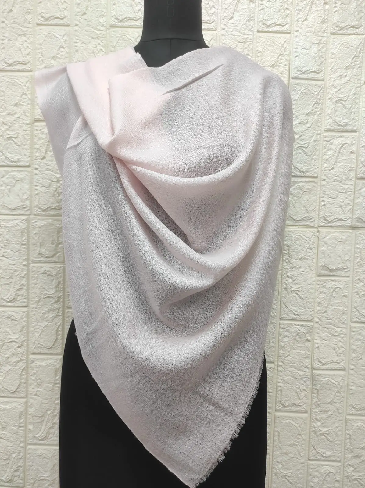 Fine Wool Diamond Weave Stoles